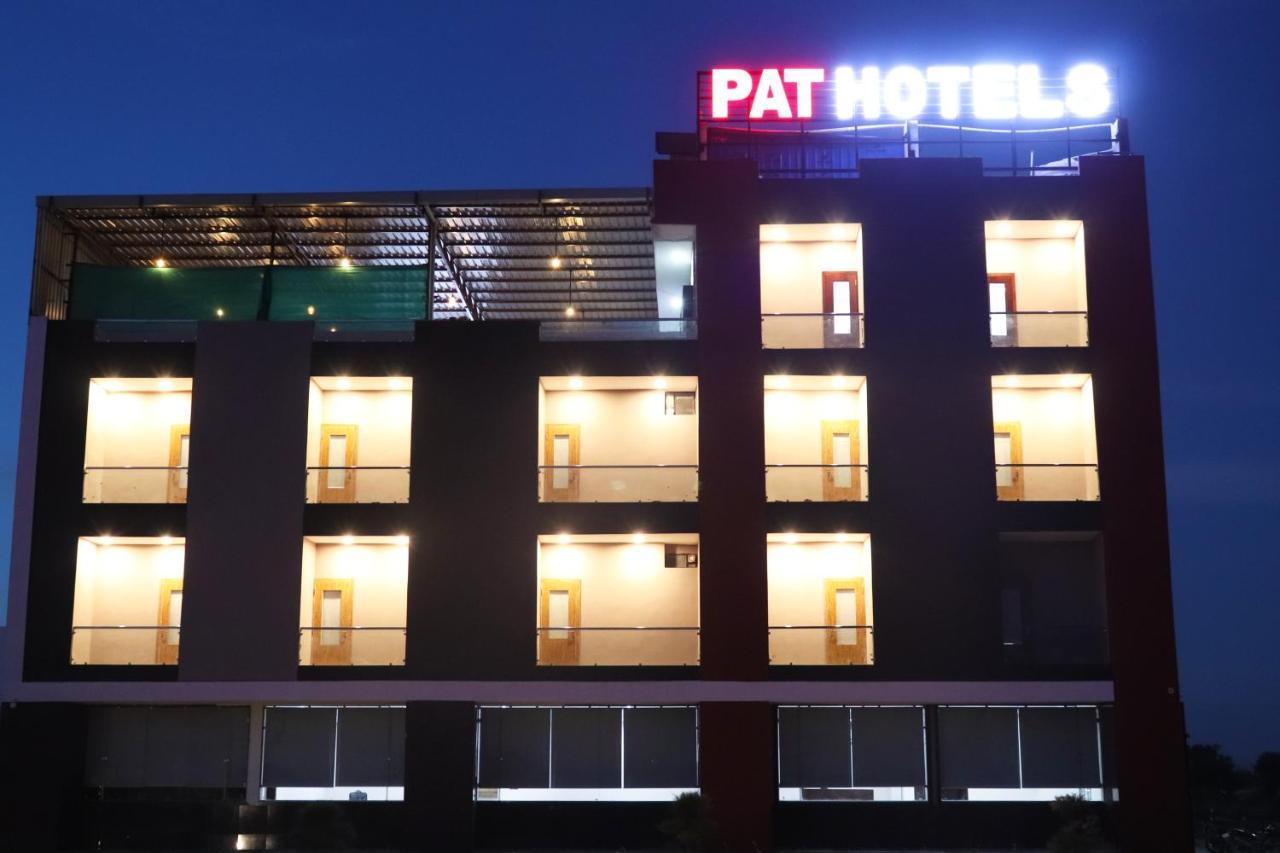 Pat Hotels Indore Eksteriør bilde