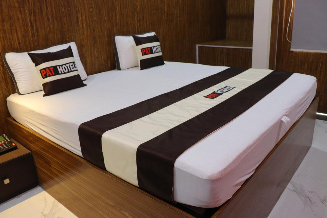 Pat Hotels Indore Eksteriør bilde