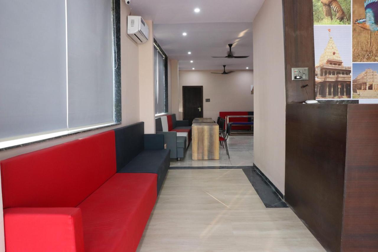 Pat Hotels Indore Eksteriør bilde